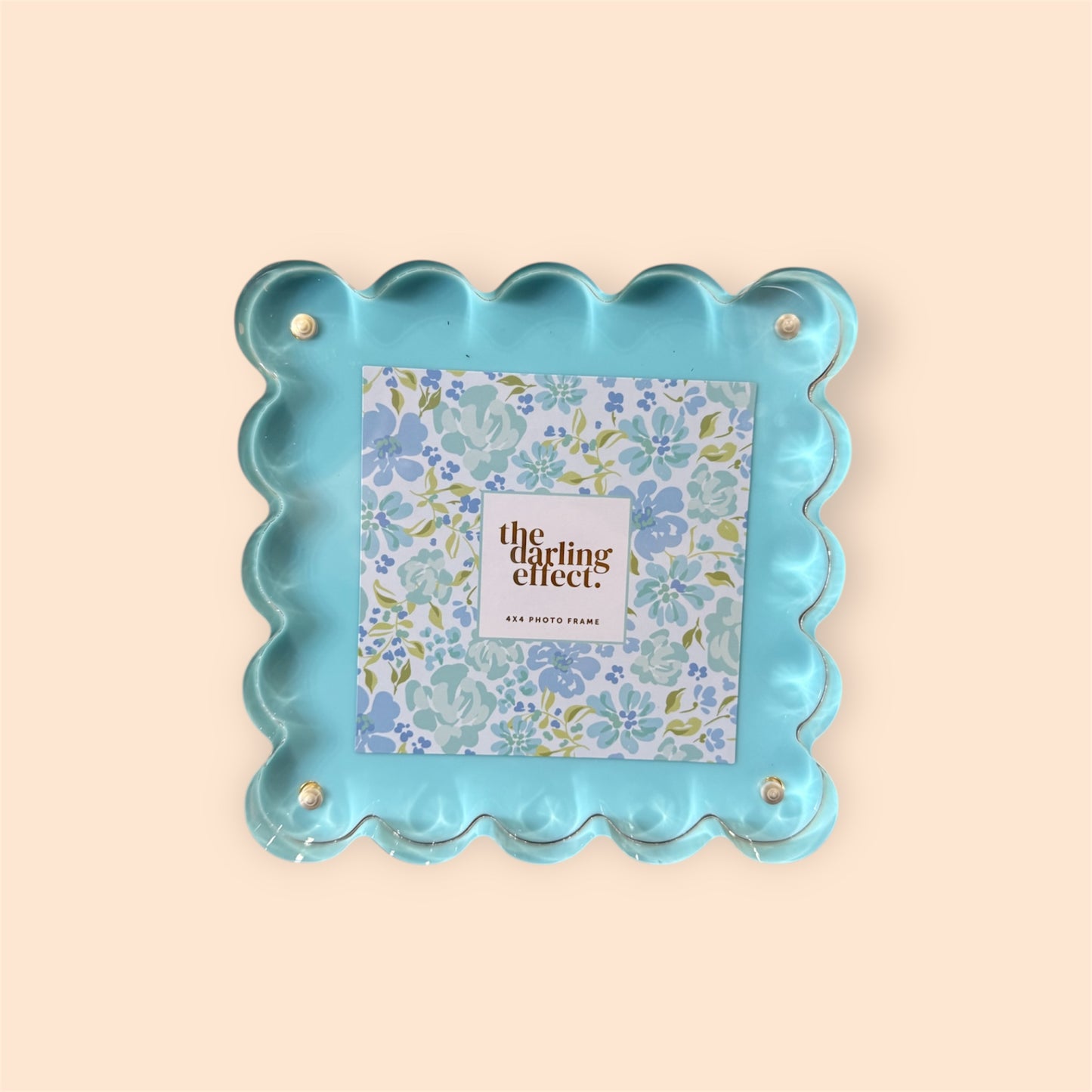 Medium Square Scalloped Magnetic Frame