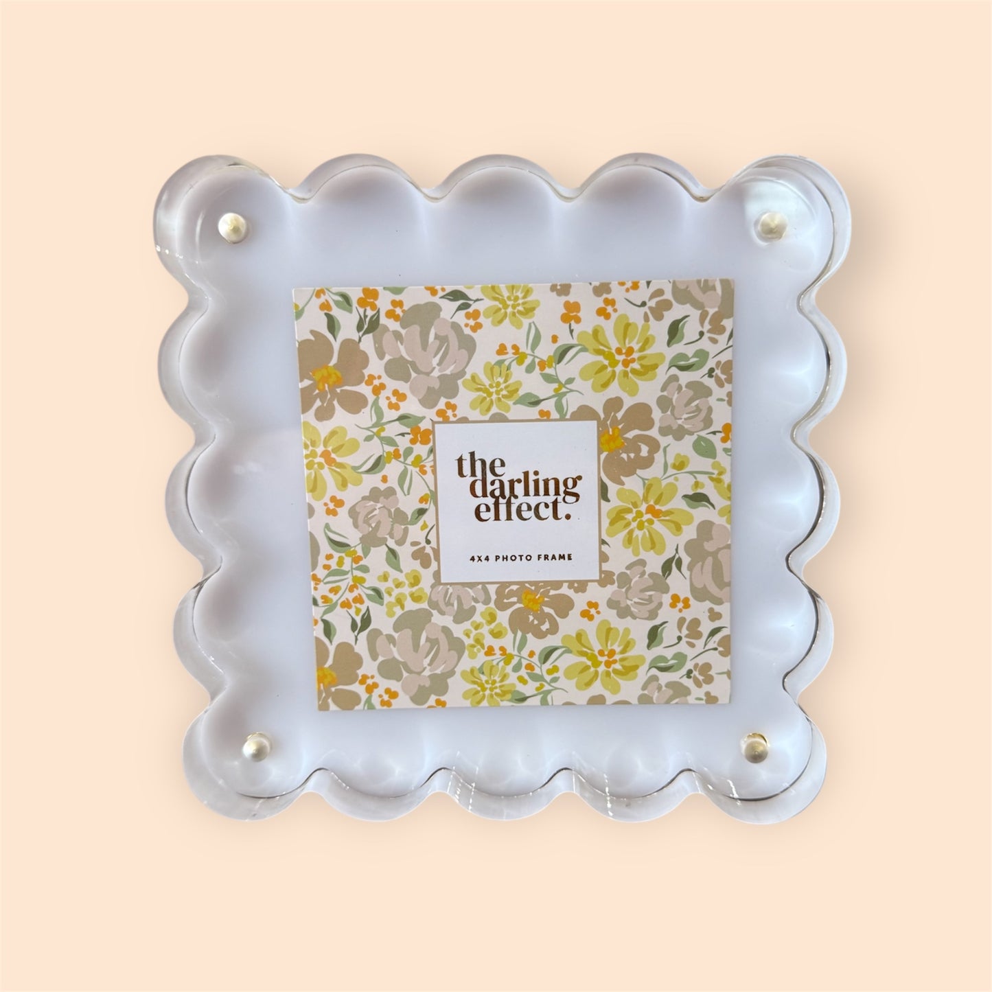 Medium Square Scalloped Magnetic Frame